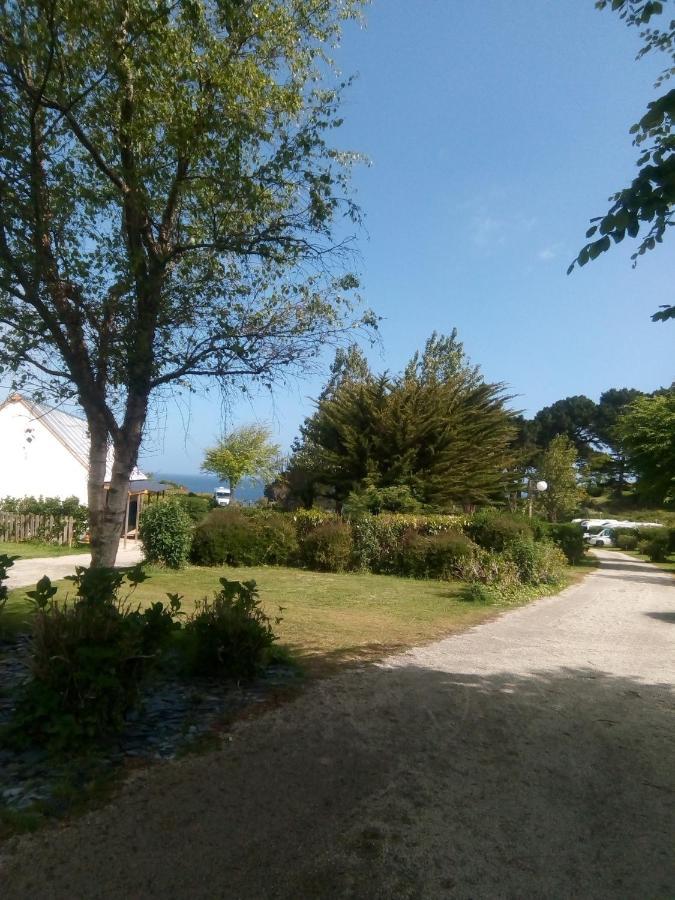 Aire De Camping Car, Caravane, Tente Emplacement Nu Avec Electricite Petit Camping Hotel Plestin-les-Greves Exterior photo